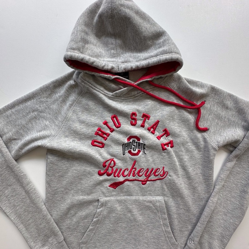 Colosseum Red‎ & Gray Women's Ohio State Buckeyes Logo Hoodie Women’s Small - Picture 2 of 11